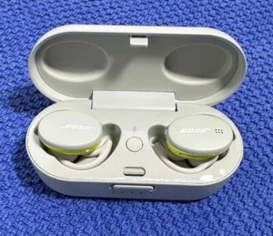 Écouteurs BOSE Sport - True Wireless Intra-Ear #805746-0030 Glacier White - Photo 1 sur 13