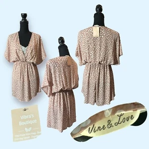 Vine & Love Polka Dot V-Neck Short Sleeve Mini Dress NWT - Picture 1 of 1