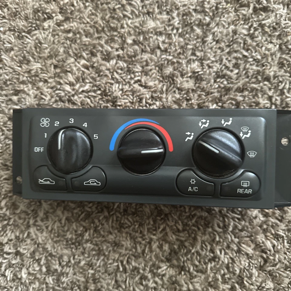 97 98 99 Interruptor de control de temperatura de CA del calentador Chevy Venture Foto 1 de 4