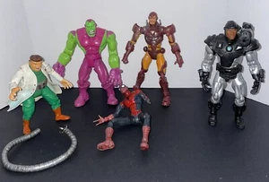 Vintage Mixed Lot of spiderman/ ironman war machine Figures Marvel, Toy Biz - Picture 1 of 4