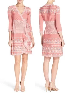 NEW BCBG MAXAZRIA WOMEN ADELE SIGNATURE WRAP PINK CORAL PRINT SEXY DRESS - Picture 1 of 3