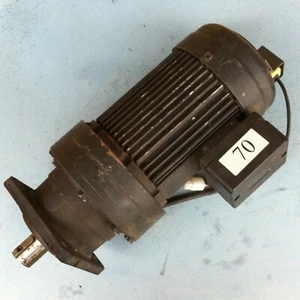 Motor Molex Universal Crimp Press TM-3000 con reductor de engranajes 3PH 240v 63801-7648 - Imagen 1 de 5