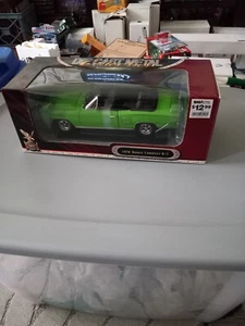 2001 ROAD LEGENDS Yat Ming 1/18 1970 DODGE CORONET R/T 92548 Convertible Sublime - Picture 1 of 7