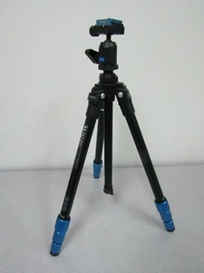 Benro TSL08AN00 Slim Aluminum-Alloy Tripod - Max Ld 8.8 lb / 4 kg (a) - Picture 1 of 12