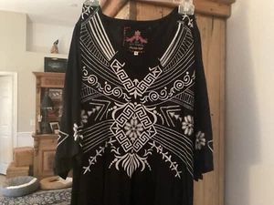 Johnny Was Dress Women's XS BLACK WHITE  embroidered EXTRA SMALL gently preowned - Picture 1 of 4