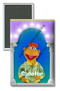 The Muppet Show Scooter Muppets Collect them All 2" x 3" Locker Magnet - Imagen 1 de 8