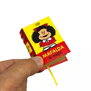 new Mafalda, lo mejor humor fino tiras comicas miniature book pasta dura Quino - Picture 1 of 3