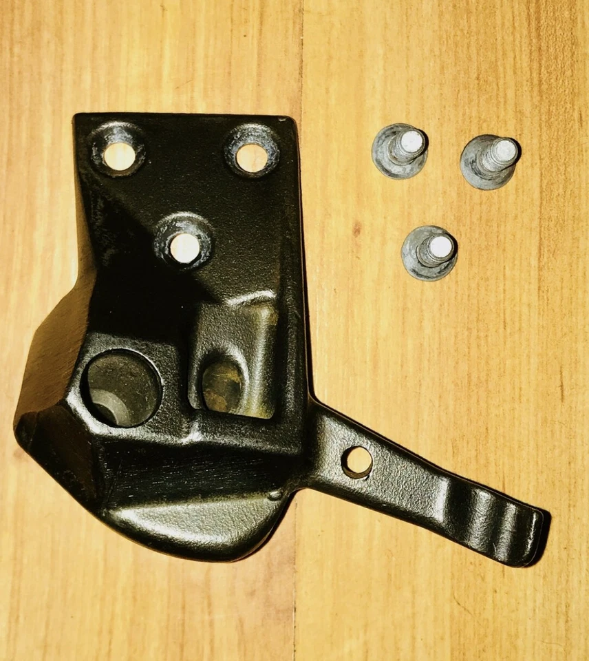 PLACA BASE PESTILLO TECHO BMW Z3 E36 DERECHA (PASAJERO) 51448397182 Foto 1 de 1