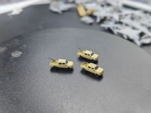 1/350 Middle East Syrian style armed pickup truck fleet of 5 vehicles - Picture 1 of 7
