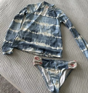 EUC Billabong Girl’s Swim 2 Pc Rashguard Bikini Set Blue White Tie Dye Sz 14 - Picture 1 of 7