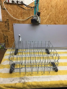WD28X34744  GE DISHWASHER LOWER RACK ASSEMBLY Free Shipping - Picture 1 of 4