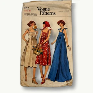 Vogue 9743 Vintage Damen Kleid Schnittmuster Gr. 8 lang Maxi Style - UNGESCHNITTEN - Bild 1 von 3