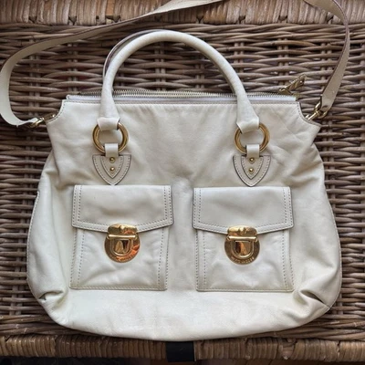 BOLSO DE MANO GRANDE DE PIEL DE BECERRO MARC JACOBS CARLA ¡DEFECTUOSO! Ver fotos Foto 1 de 4