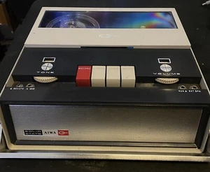 Vintage AIWA TP-714 Reel to Reel Tape Recorder - Picture 1 of 3