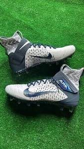 Nike Cleats - Picture 1 of 3