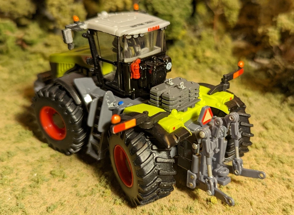 1/64 3D Printed Claas Xerion Deck Weight Set - Image 1 of 1