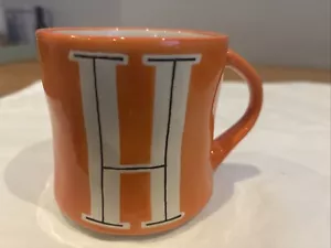 Anthropologie handbemalte Tasse Initiale Monogramm Buchstabe H koralle/orange A-14 - Bild 1 von 11