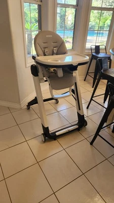 Высокий складной стул Peg Perego Siesta — ледяной серый - Изображение 1 из 4