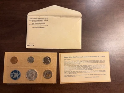 1965 US Mint Set 5 Coins - 40% Silver Kennedy Half Dollar - Image 1 of 3
