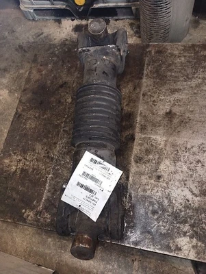 Eje interior trasero Spicer SPL170 23" (12482581 Foto 1 de 4