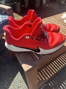Size 17 - Nike Mamba Focus TB University Red - Picture 1 of 14