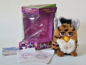 Vintage 1998 Furby - Tiger Electronics Boxed with Instructions - Untested - Picture 1 of 10