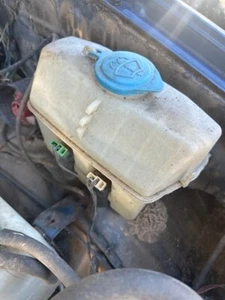1999 Suzuki Jimny Washer Bottle G13BB SIERRA 98-04 JSAFJB #B277 - Picture 1 of 12