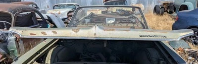 Plymouth Fury III 1968 capó moldura de labios OEM Foto 1 de 4