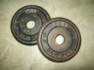 vtg YORK BARBELL 2.5s STRONGMAN Bodybuilding DUMBBELLS HOMEGYM Fitness IRON - Picture 1 of 2