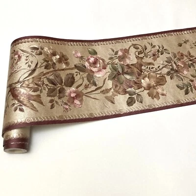 红色勃艮第花卉葡萄鸟丝绸反光金色纹理壁纸边框 — 第 1/4 张图片