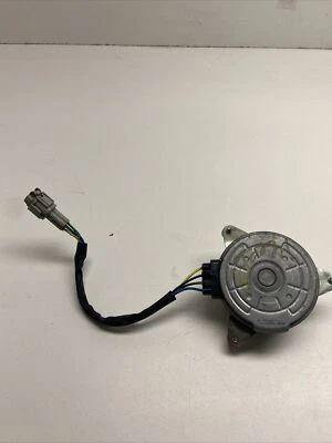 Nissan Altima 2016 ventilador de radiador motor OEM Foto 1 de 4