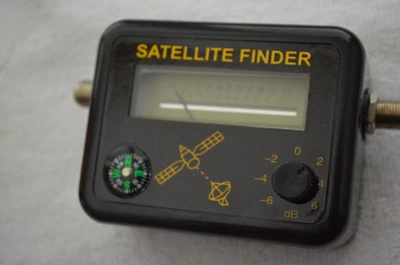 Electronic Satellite Signal Strength Meter/Finder, Original Box, 950-2150MHz - Image 1 of 3