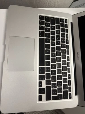 macbook  air a1369 13,3" 2011  i5  4gb 128gb ssd - Immagine 1 di 4