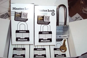 Master Lock 3LHWHT Lockout Padlock,Kd,White,1-1/4"H ( 6/PK ) - Picture 1 of 2