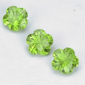 2.00Cts Natural Green Peridot Nice Carving 6mm Flower Shape 3 Pieces Of Gems - Picture 1 of 5
