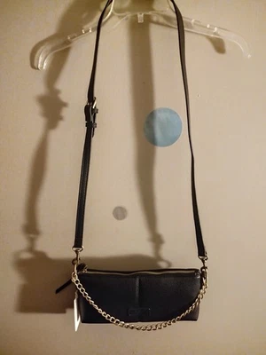 Lucky Brand 2 In 1 Bag. Crossbody to Shoulder Bag Black With Gold Chain - Image 1 of 4