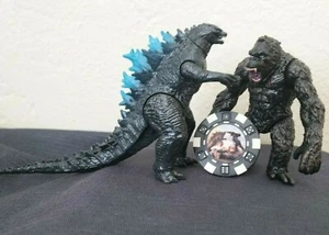 GODZILLA VS KING KONG SET & FREE POKER CHIP Mecha Skincrawler Manda Kumonga Smog - Picture 1 of 12