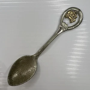Knott’s Berry Farm Engraved Carriage Charm Clover Vintage Souvenir Spoon - Picture 1 of 6