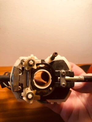 Mazda REPU 1974 camioneta giratoria columna de dirección interruptor de combinación Foto 1 de 4