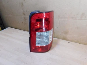 LUZ TRASERA DERECHA LADO CONDUCTOR CITROEN BERLINGO PEUGEOT PARTNER 2004-2009 - Imagen 1 de 3