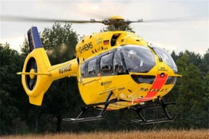 800 EC-145 T2 ARF ADAC RC Hubschrauber Rumpf 800 Größe gelb KIT Version - Bild 1 von 7
