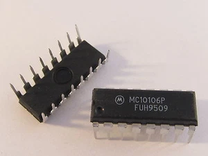 2 Stück - MC10106P Motorola DIP16 Triple 4-3-3-Input NOR Gate - 2pcs - Bild 1 von 1