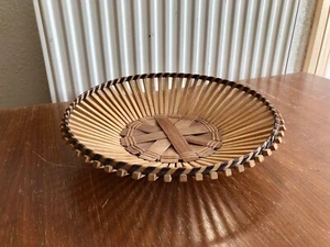 Obstschale Brotkorb Holz 26cm Durchmesser Natur Look Sehr guter Zustand - Bild 1 von 1