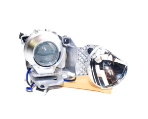 +06-09 Lexus Is250 Is350 Right Headlight Bulb Lens HID For 81145-53543 Oem Used - Picture 1 of 7
