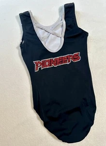 TWU Texas Woman’s University GK Elite LEOTARDO Gimnasia PIONEROS Bling D2 Talla AM - Imagen 1 de 7