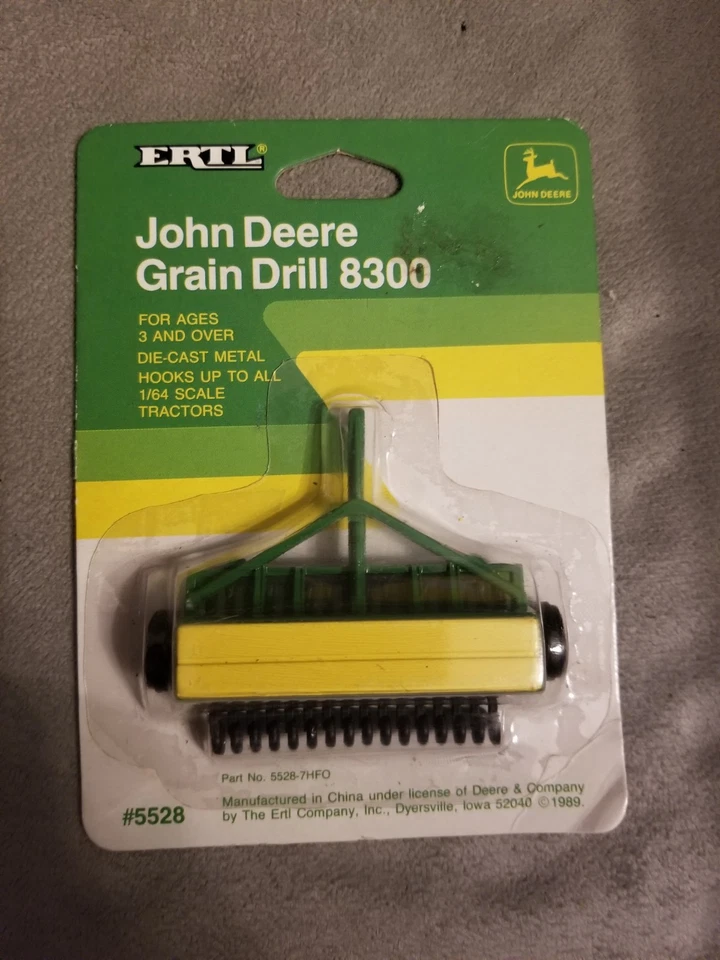 1/64 ERTL 5528 - John Deere 8300 Grain Drill