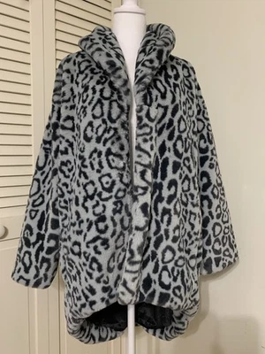 Walter Baker Coleman Coat Gray Leopard Faux Fur New Size Small MSRP 298 - Image 1 of 4
