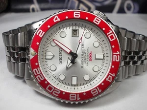 SEIKO 150M DATE DIVERS AUTO MENS WATCH 7002-7000 'SILVER MARINEMASTER' SN 502072 - Picture 1 of 12