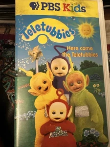 Teletubbies - Here Come The Teletubbies (VHS, 1998) - Bild 1 von 3