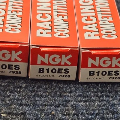 (CANTIDAD 4) Bujías de carreras NGK B10ES 7928 para Yamaha YZ125 1976-1981 Foto 1 de 4
